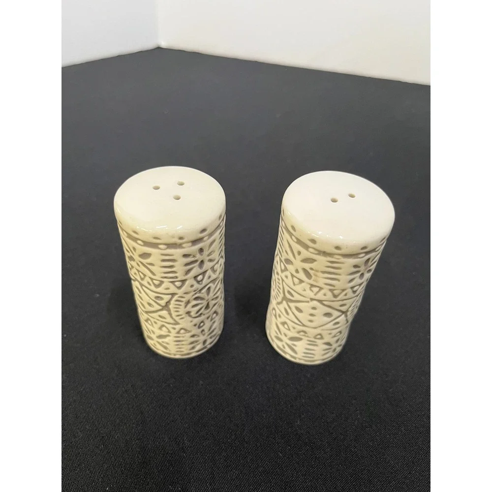 Boho Cream Ceramic Salt and Pepper Shakers Set Embossed Geometric Pattern